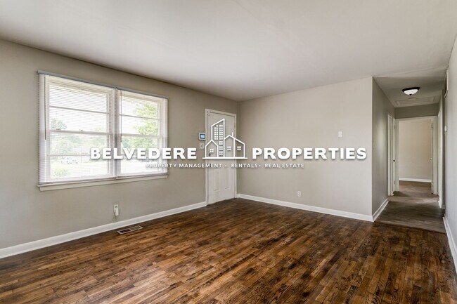 Foto del edificio - 1607 Eastwood Ave