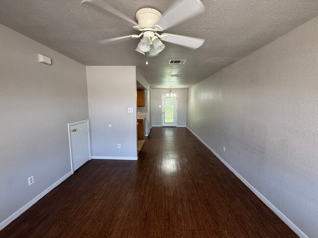 Building Photo - 1210 Monroe Loop