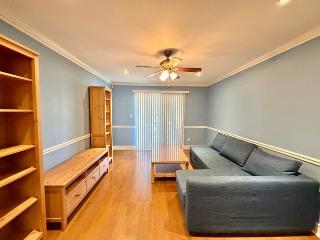 Foto del edificio - Charming 1/1 in Tumblin Creek - 3 miles from UF!