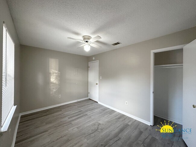 Foto del edificio - Renovated 2 bedroom in Fort Walton Beach