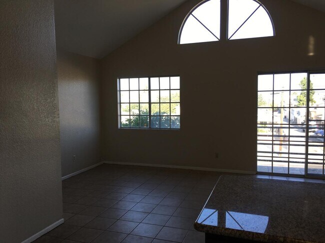 Building Photo - 125 N Cabrillo Ave