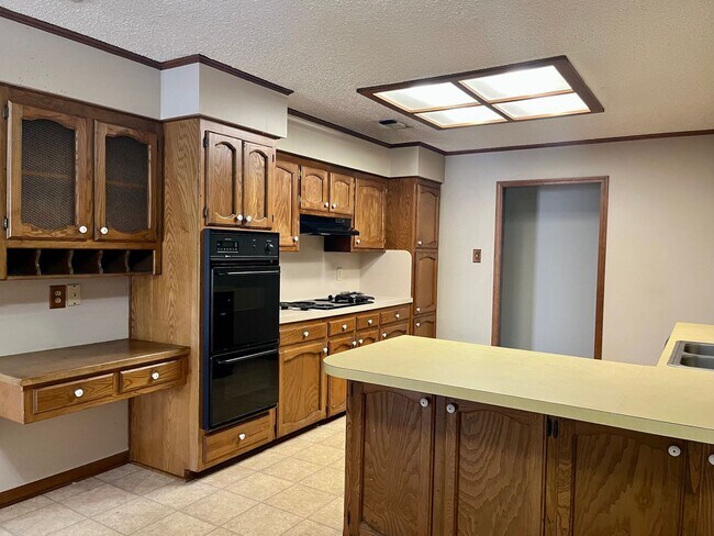 Foto del edificio - GREAT LOCATION IN HICKORY RIDGE