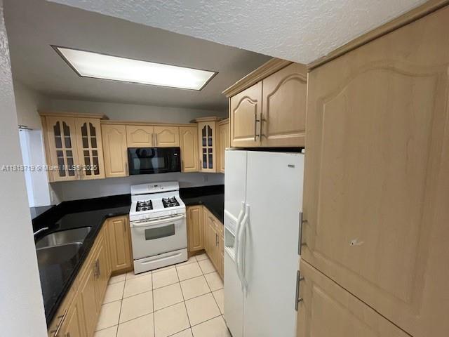 Building Photo - 18051 NW 68th Ave
