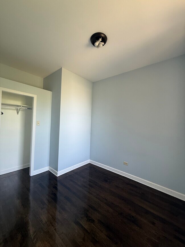 Foto del edificio - 546 N Saint Louis Ave