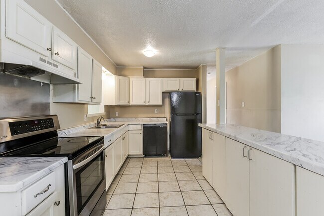 Foto del edificio - 7219 Westport Way