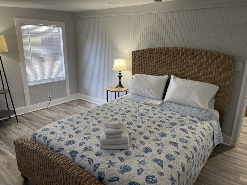 Foto principal - 2640 NE Indian River Dr