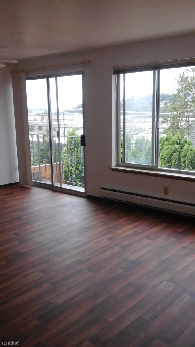 Foto del edificio - 2501 14th Ave W