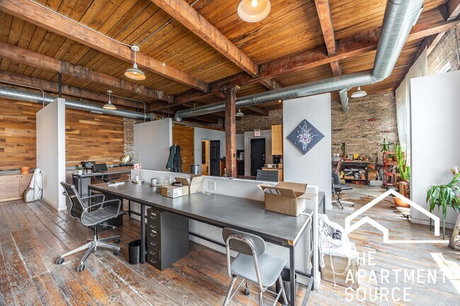Foto del edificio - 3124 W Carroll Ave