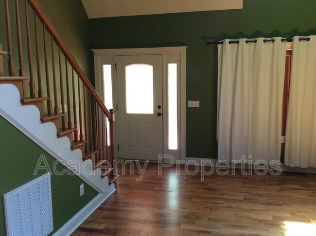 Foto del edificio - 464 Loblolly Ln