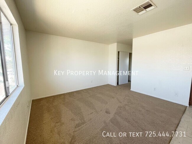 Building Photo - 1 BEDROOM 1 BATH CONDO NEAR NELLIS