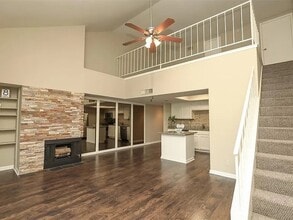 Building Photo - 14777 Wunderlich Dr