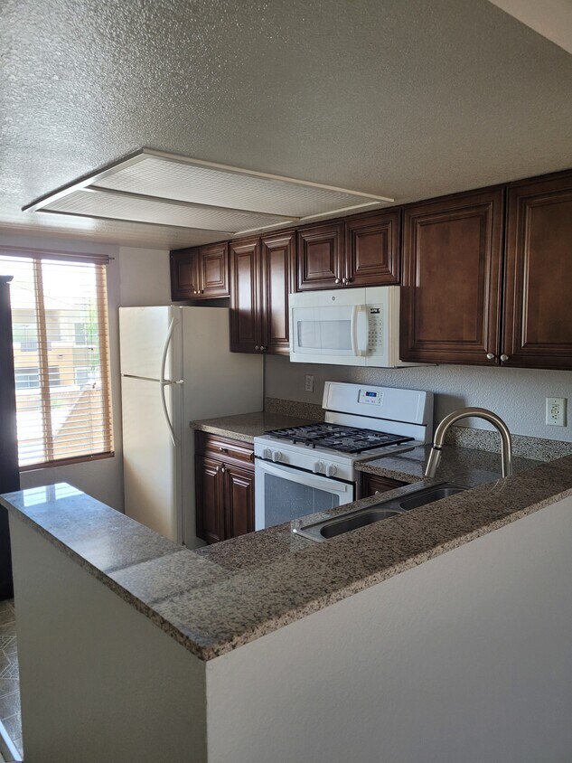 8070 W Russell Rd Unit 2113, Las Vegas, NV 89113 Condo for Rent in