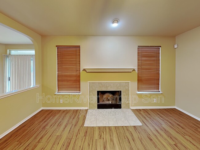 Building Photo - 2911 Encino Robles