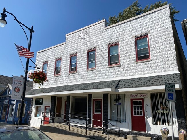 Building Photo - 65 W Main St