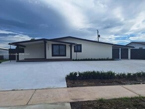 Building Photo - 11800 SW 176th St