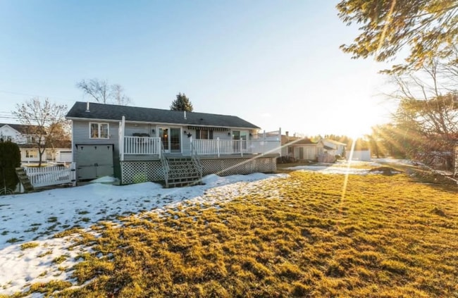 Building Photo - 50 Laurel Cir