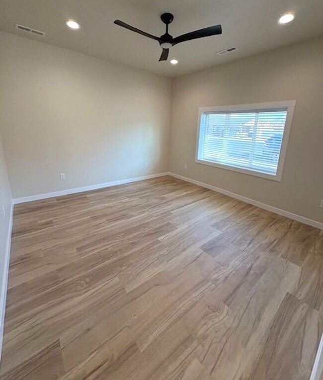 Foto del edificio - 2 Bedroom Home in Spanish Fork