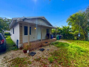 Building Photo - 1442 NW 73rd St