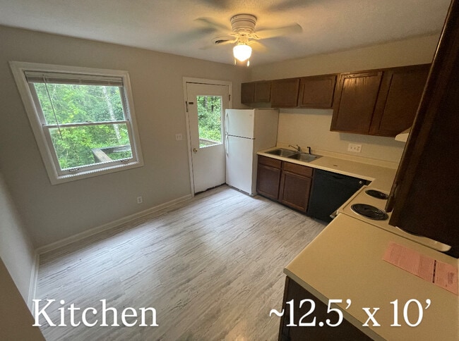 Building Photo - 129 Arcadia Ln