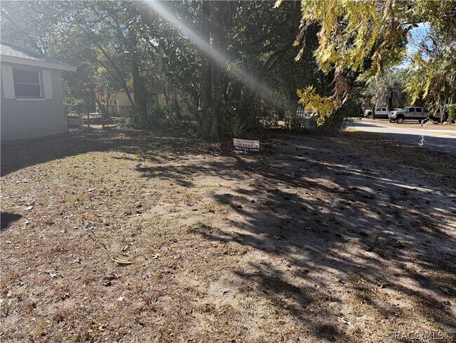 Foto del edificio - 2713 Adams St W