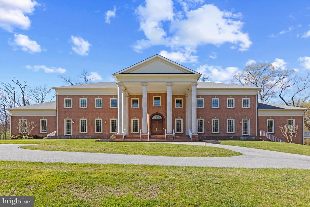 Foto principal - 14815 Dover Rd