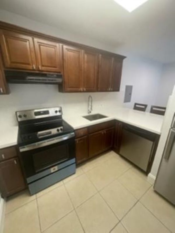 13783 SW 66th St Unit Meadows North Condominium, Miami, FL 33183 ...