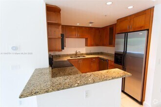Building Photo - 20 Calabria Ave