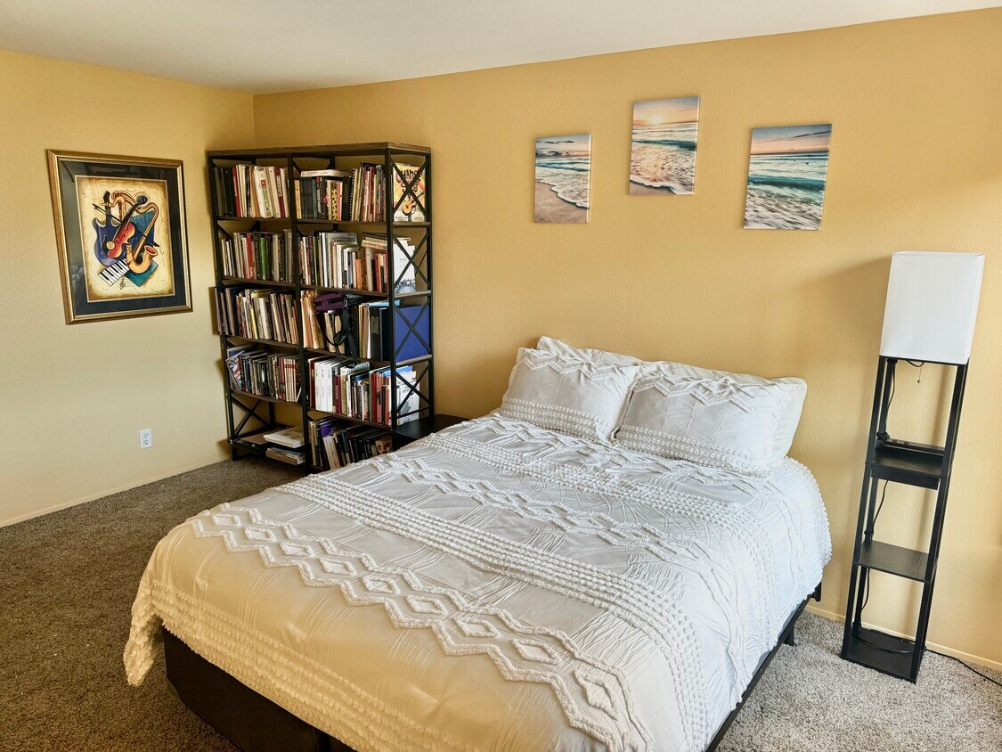 7255 Navajo Rd Unit C200, San Diego, CA 92119 Condo for Rent in San