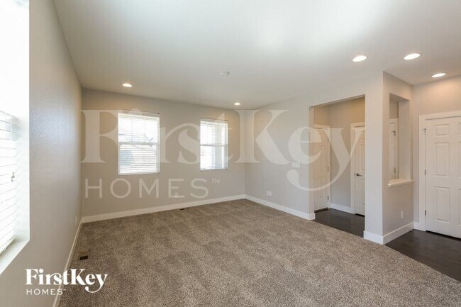 Building Photo - 4754 Kalispell St