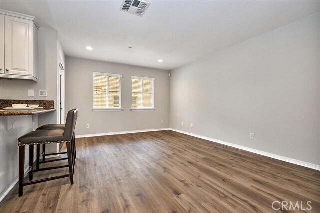 Foto del edificio - 22549 Kent Ave