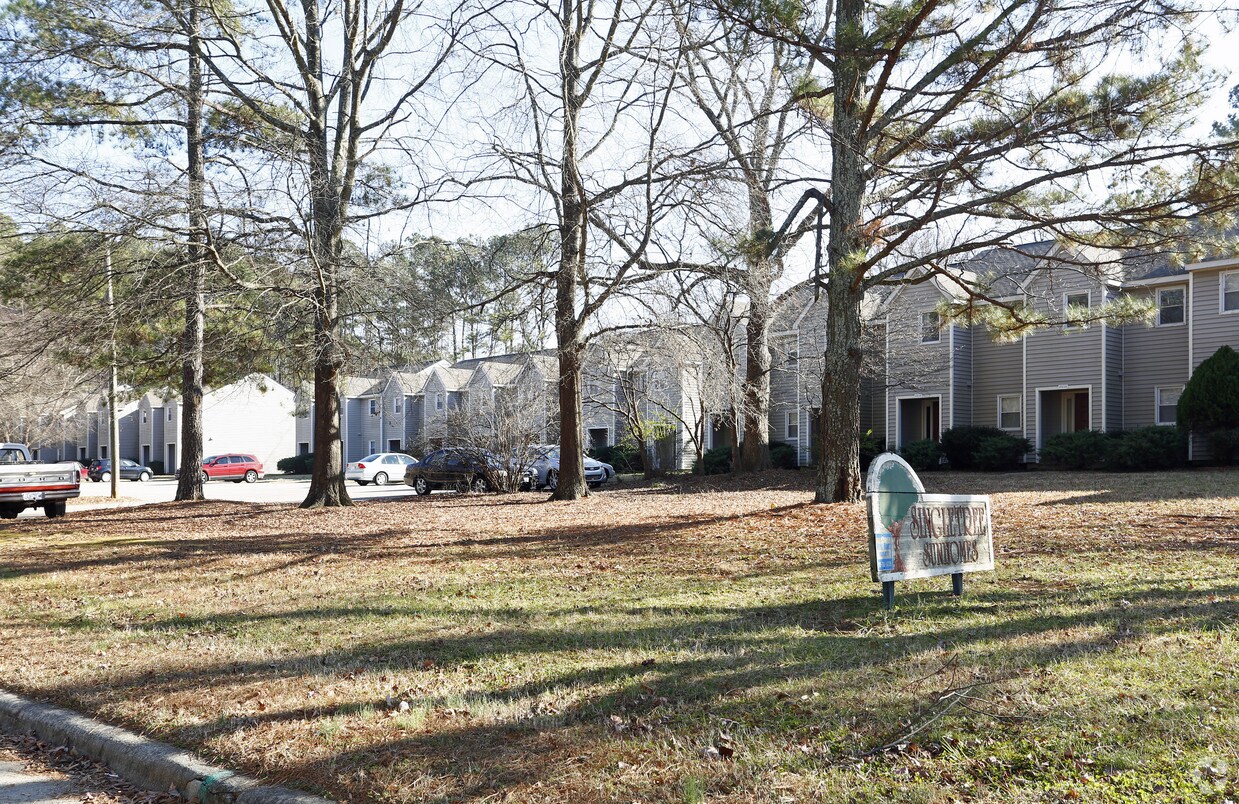 Singletree Sunhomes - Singletree Townhomes
