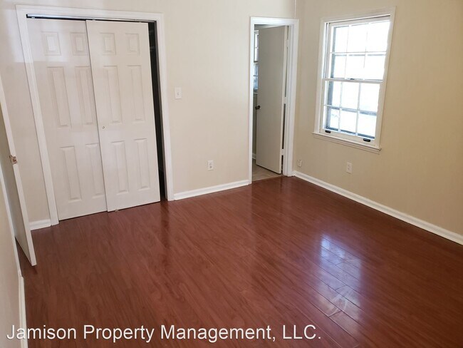Building Photo - 3 br, 2 bath House - 814 Pineborough Rd