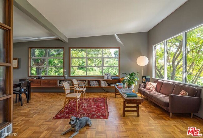 Building Photo - 3 br, 2 bath House - 3064 Castle St