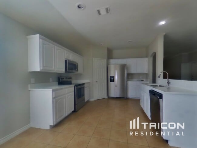 Building Photo - 812 San Felipe Trail