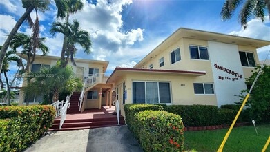 Building Photo - 505 S Ocean Dr