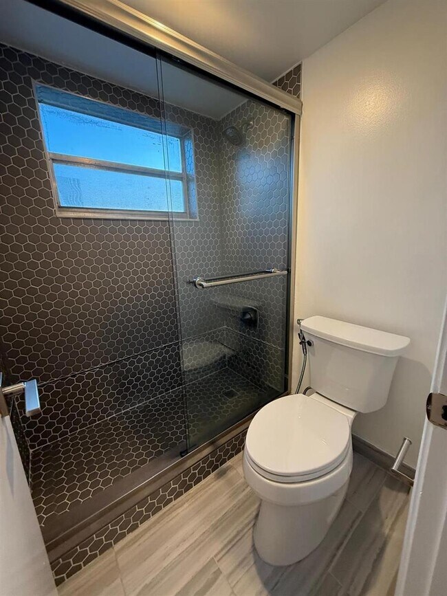 Building Photo - 9480 Poinciana Pl