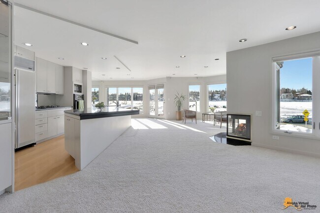 Building Photo - 1835 W 15th Ave