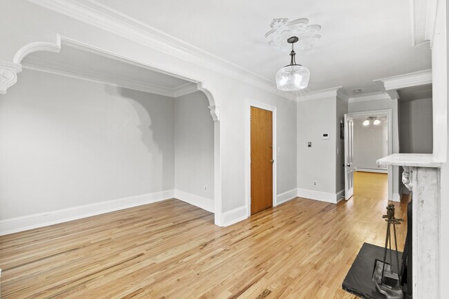 Living Room - 275 8th St