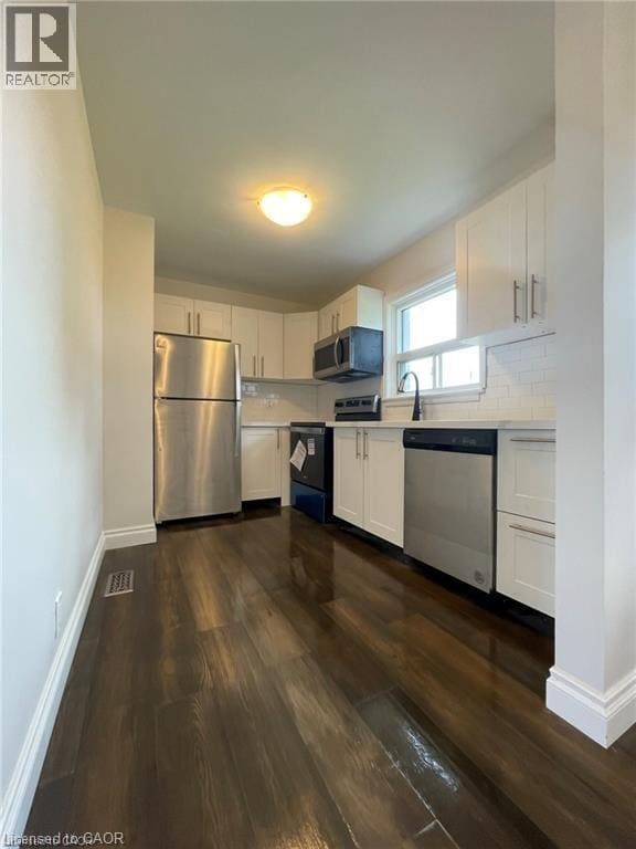 Building Photo - 333 E 28th St