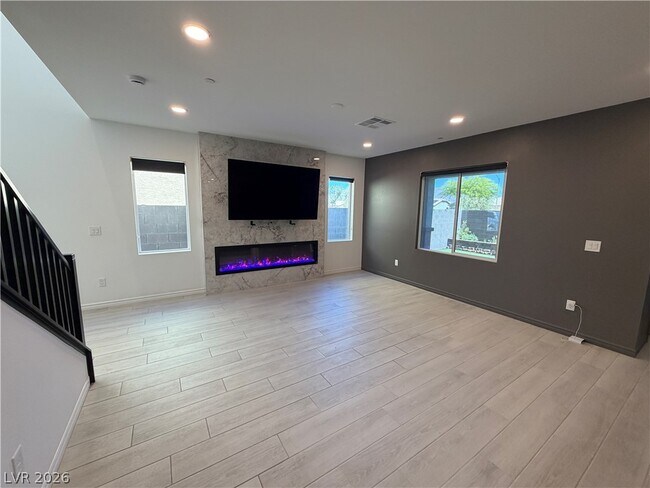 Building Photo - 9684 Abel Clf St
