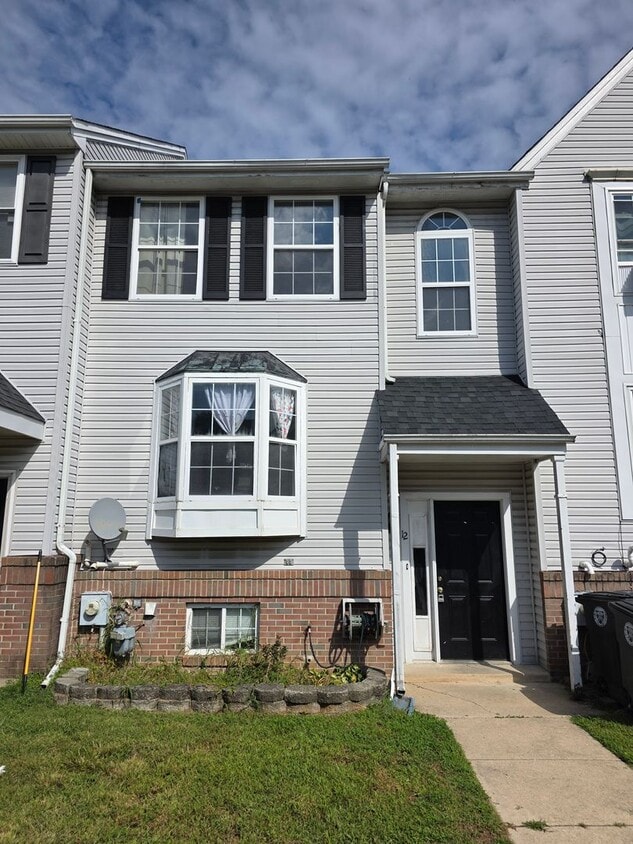 Primary Photo - Townhouse in Newark/Bear Area