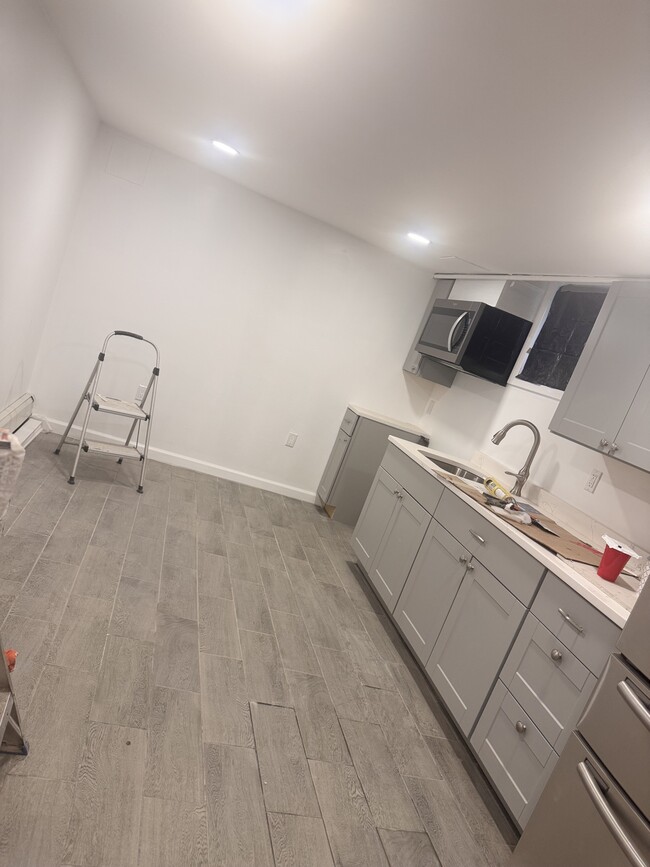 Building Photo - 905 Ferndale Blvd