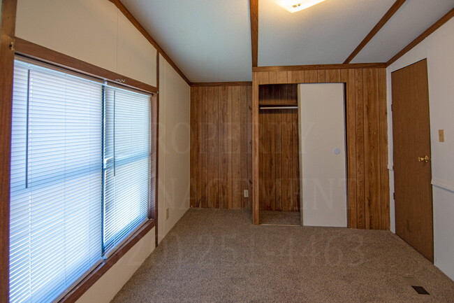 Foto del edificio - Charming 3-Bed, 2-Bath Home in Glendale Es...