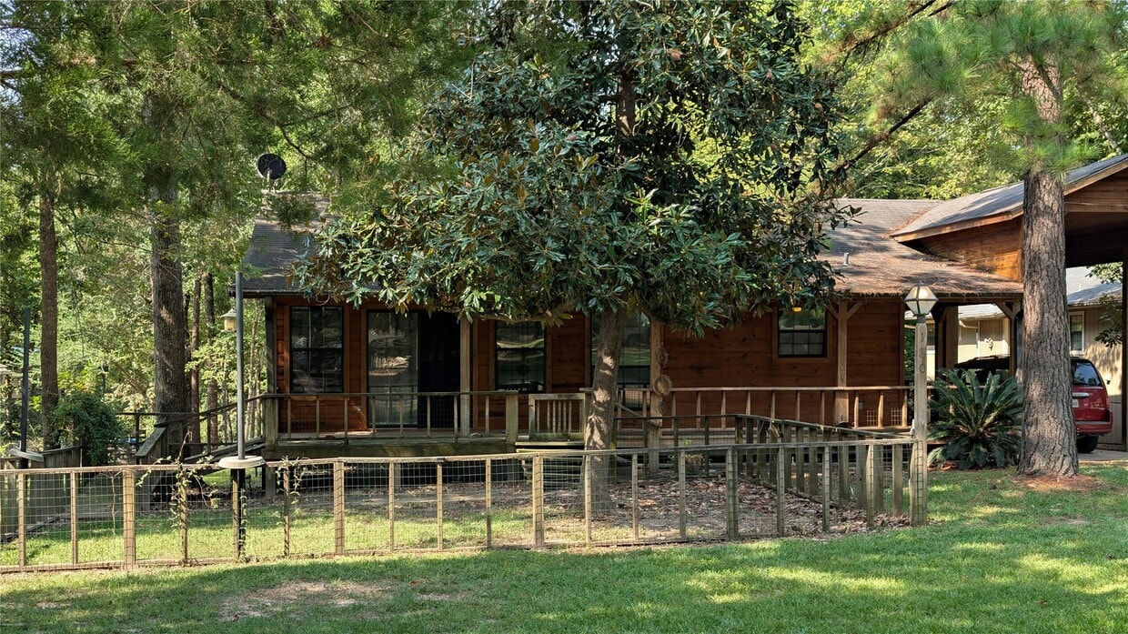Primary Photo - 180 E Peterson Loop