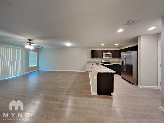 Building Photo - 787 Henley Ct
