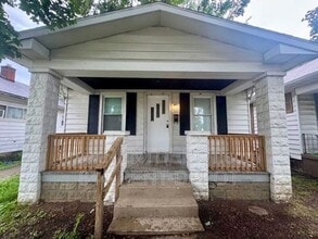 Building Photo - 501 Maxwell Ave