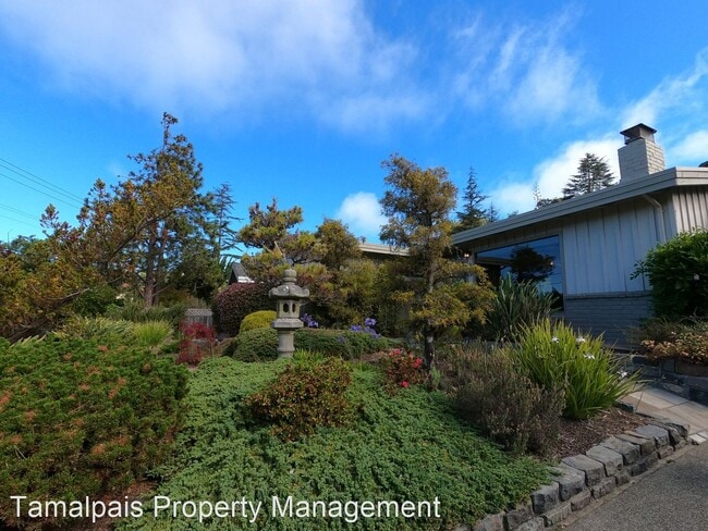 Building Photo - 3 br, 2 bath House - 691 Hilary Drive