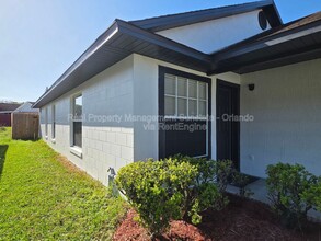 Building Photo - 9719 Red Clover Ave