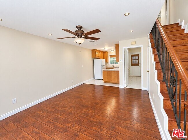 Foto del edificio - 11735 Valley View Ave