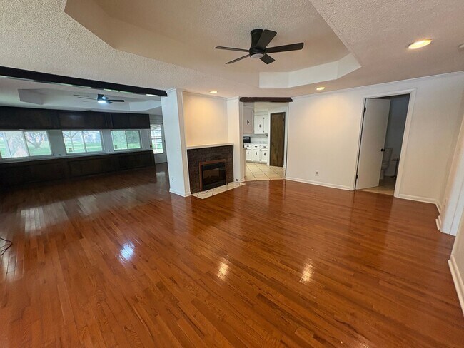 Foto del edificio - 408 3rd Ave NW